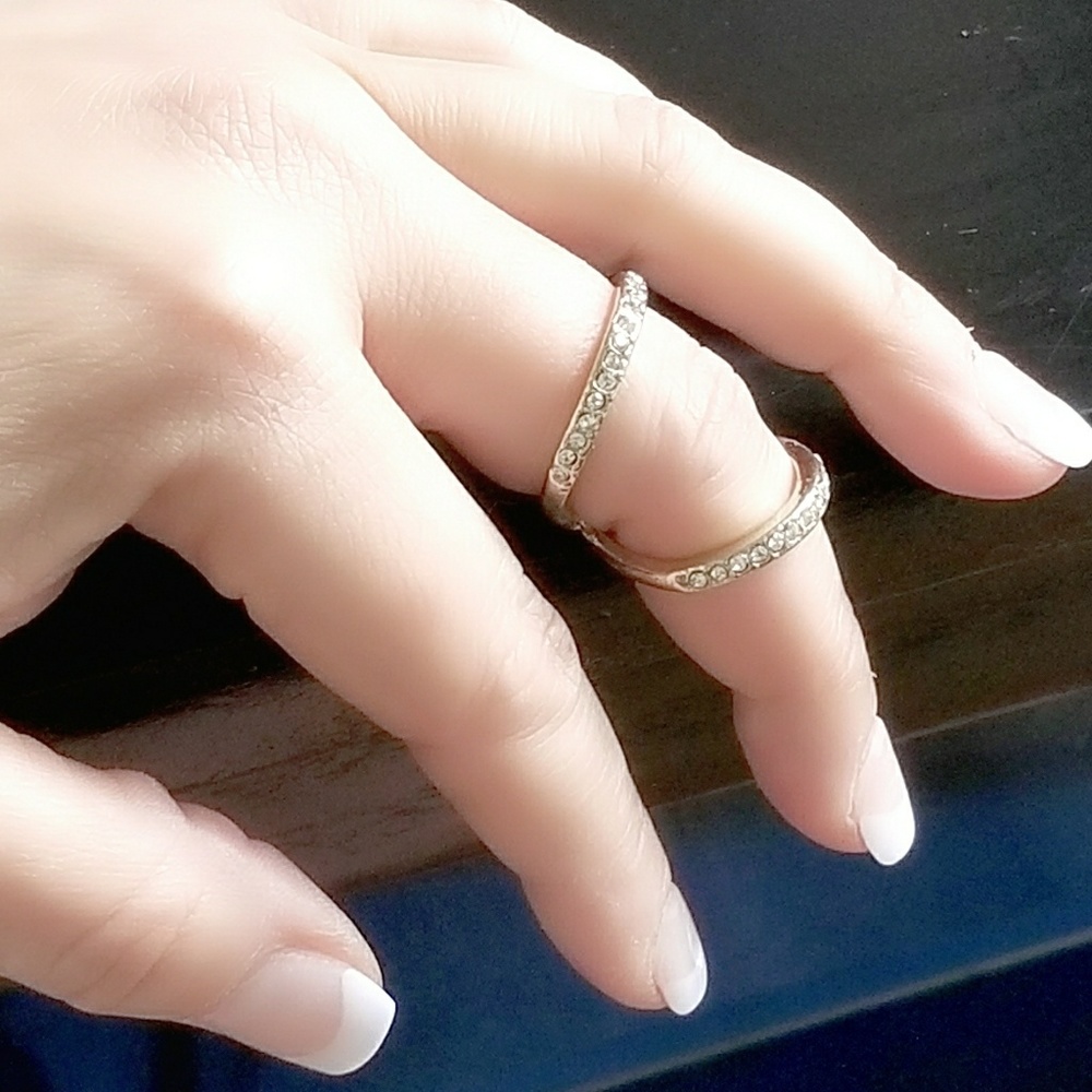 Knuckle Ring Stunner